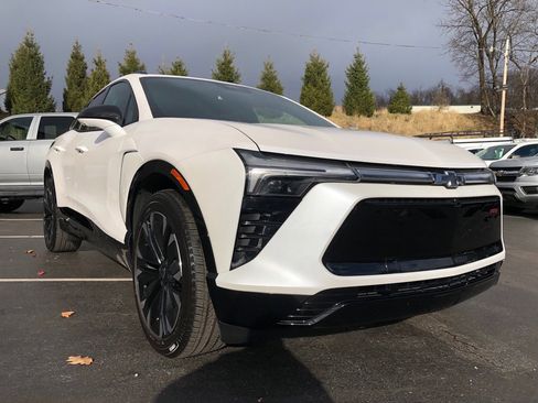 Used 2025 Chevrolet Blazer EV RS image 7