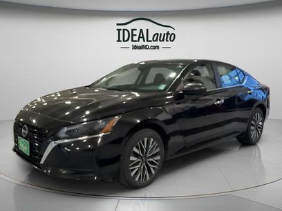 Used 2024 Nissan Altima 2.5 SV
