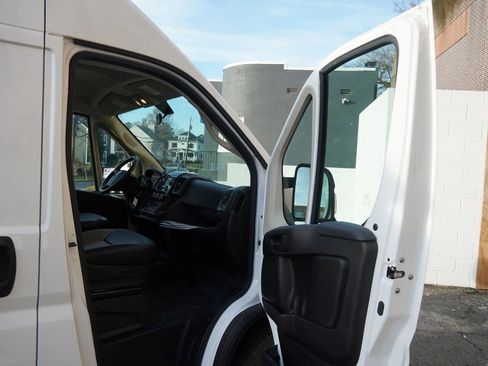Used 2019 RAM ProMaster 2500 FWD image 8