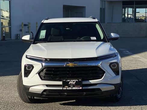 New 2026 Chevrolet TrailBlazer LT FWD image 10