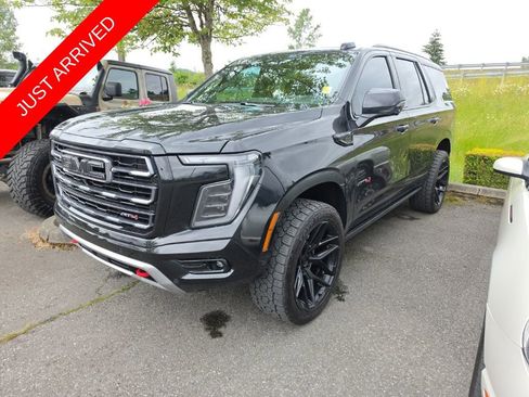 Used 2025 GMC Yukon AT4 w/ AT4 Premium Plus Package AWD/4WD image 1