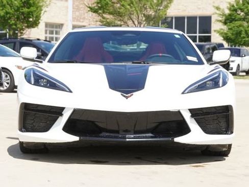 Used 2024 Chevrolet Corvette Stingray Coupe RWD image 2