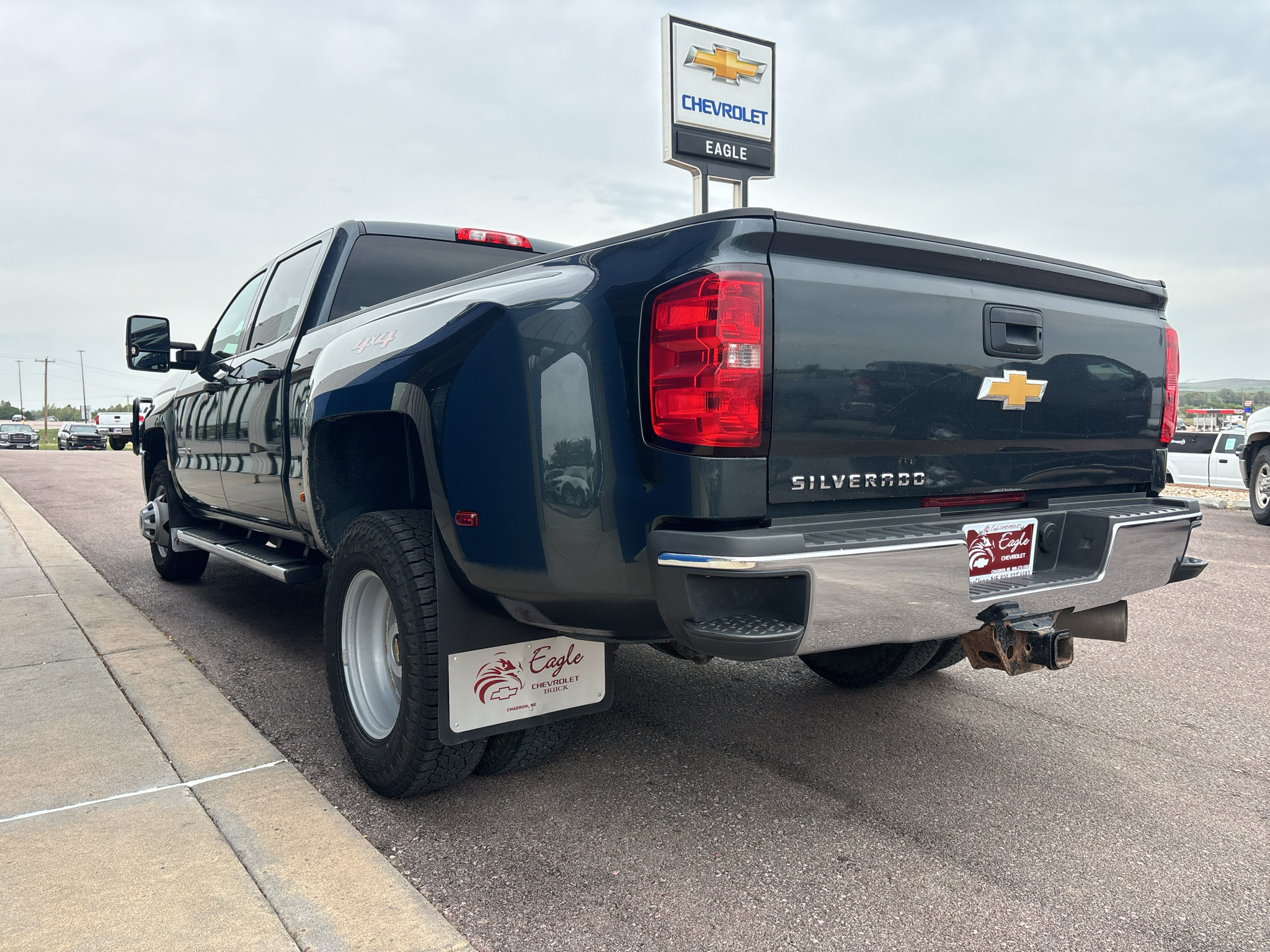 Used 2018 Chevrolet Silverado 3500 W/T w/ WT Convenience Package AWD/4WD image 8