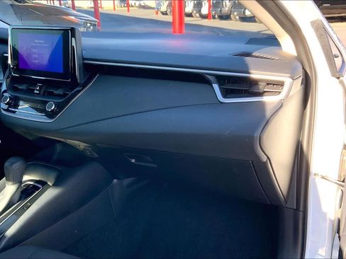 Used 2024 Toyota Corolla LE image 19