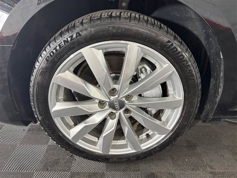 Used 2018 Audi A4 2.0T Premium w/ Convenience Package AWD/4WD image 32