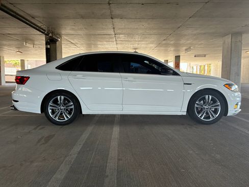 Used 2020 Volkswagen Jetta R-Line w/ R-Line Cold Weather Package FWD image 13