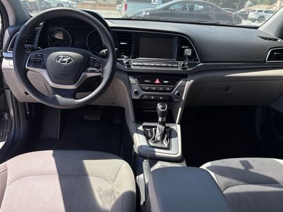 Used 2017 Hyundai Elantra SE
