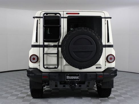 New 2025 INEOS Grenadier Fieldmaster Edition image 5