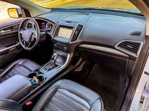 Used 2017 Ford Edge SEL w/ Equipment Group 201A image 10