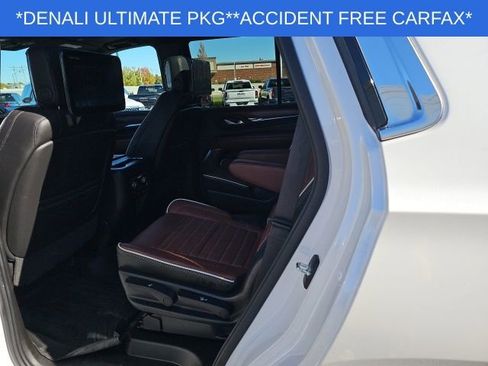 Used 2024 GMC Yukon Denali Ultimate image 27