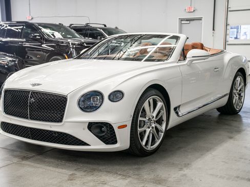 Used 2024 Bentley Continental GT Mulliner AWD/4WD image 6