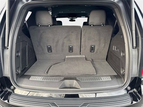 Used 2023 Chevrolet Tahoe RST w/ RST Performance Edition image 5