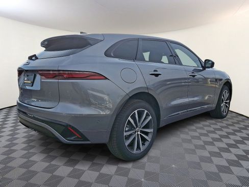New 2025 Jaguar F-PACE R-Dynamic S image 4