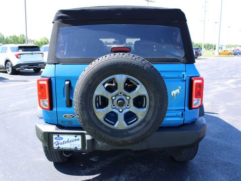 Used 2023 Ford Bronco 4-Door AWD/4WD image 9