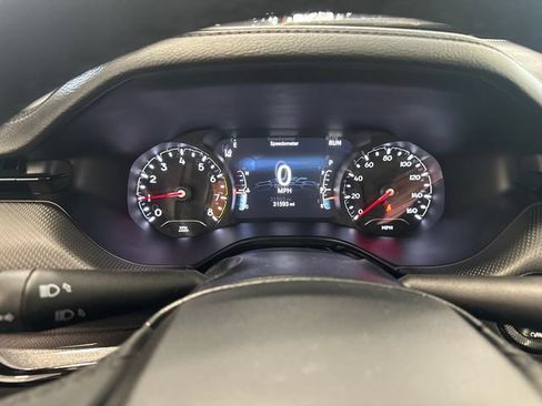 Used 2023 Jeep Compass Latitude w/ Sun and Sound Group AWD/4WD image 18