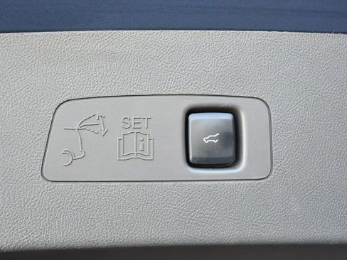 Used 2022 Lincoln Corsair AWD w/ Equipment Group 101A image 18