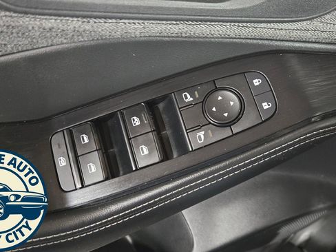 Used 2021 Nissan Rogue S AWD/4WD image 20