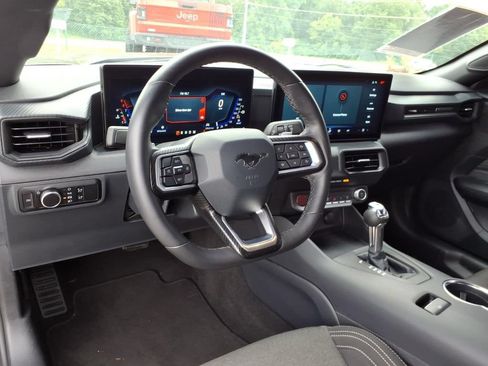 Used 2024 Ford Mustang GT RWD image 6