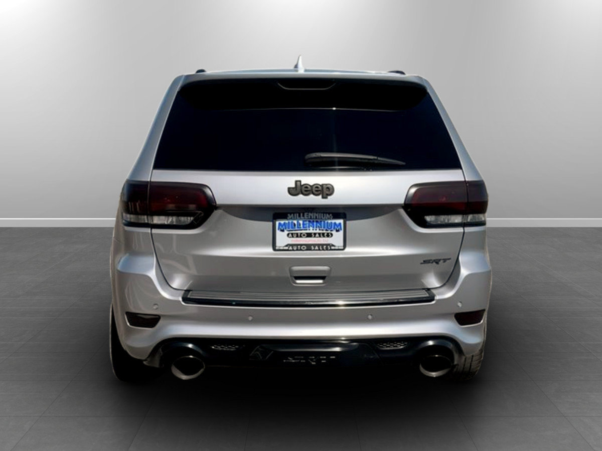 Used 2015 Jeep Grand Cherokee SRT w/ Luxury Group II AWD/4WD image 6