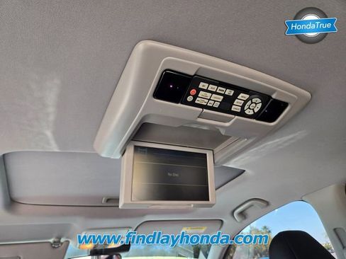 Certified 2018 Honda Pilot Touring image 15