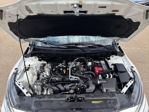 Used 2025 Nissan Altima 2.5 SV FWD image 31
