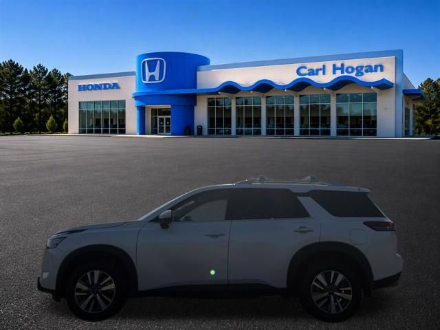 Used 2025 Nissan Pathfinder SL FWD image 11