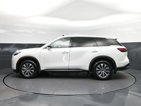 Used 2026 INFINITI QX60 Pure w/ Cargo Package FWD image 4