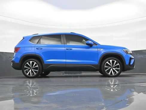 Used 2022 Volkswagen Taos SE FWD image 31