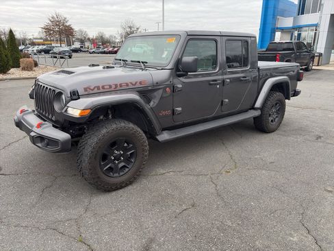 Used 2023 Jeep Gladiator Mojave image 3