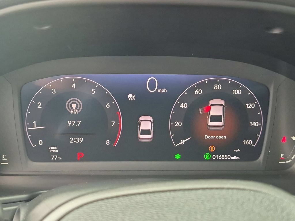Used 2025 Honda Accord SE image 16