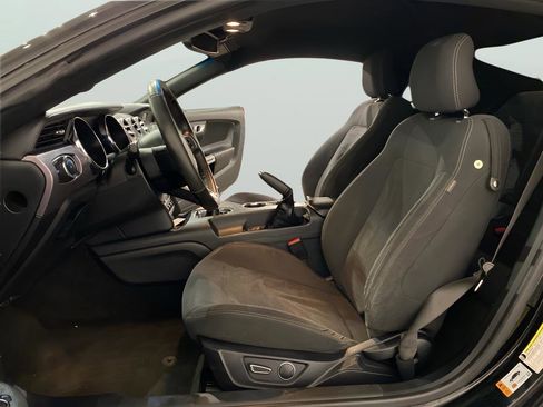 Used 2015 Ford Mustang GT image 10