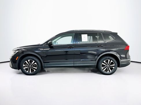 Used 2022 Volkswagen Tiguan S image 4