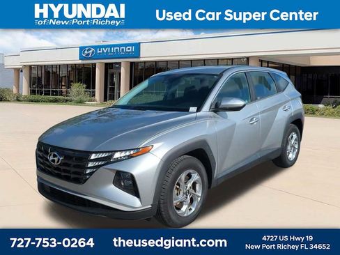 Certified 2022 Hyundai Tucson SE FWD image 1