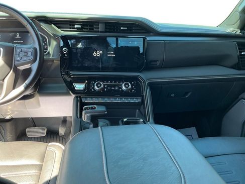 Used 2023 GMC Sierra 1500 AT4X w/ AT4X AEV Edition image 11