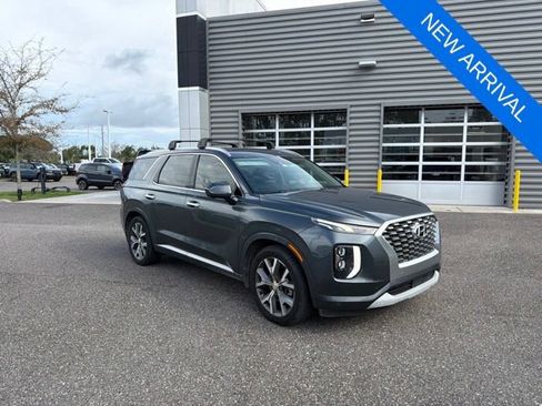 Used 2021 Hyundai Palisade Limited FWD image 1