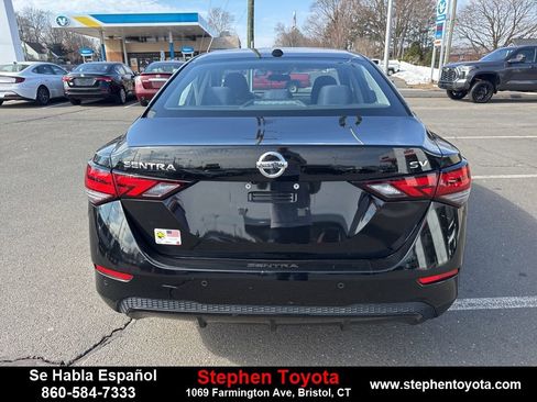 Used 2020 Nissan Sentra SV image 6