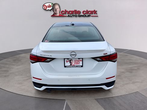Used 2025 Nissan Sentra SR FWD image 5