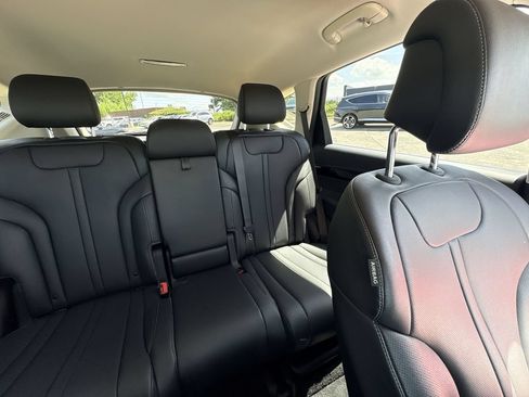 Used 2025 Genesis GV80 2.5T Standard AWD/4WD image 14