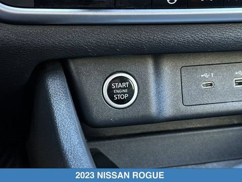 Used 2023 Nissan Rogue SV w/ SV Premium B Package FWD image 24
