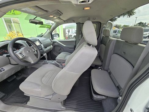 Used 2019 Nissan Frontier S image 10