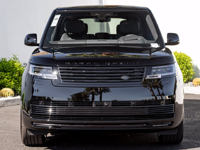 New 2026 Land Rover Range Rover Long Wheel Base SV AWD/4WD image 3