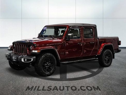 Used 2021 Jeep Gladiator Sport AWD/4WD image 2