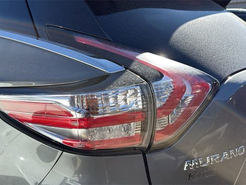 Used 2018 Nissan Murano S image 10