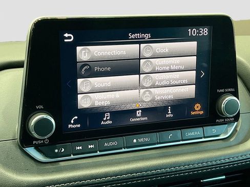 Used 2023 Nissan Rogue SV image 33