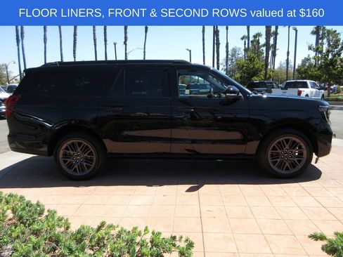 Used 2025 Ford Expedition Max Platinum w/ Stealth Performance Package AWD/4WD image 5