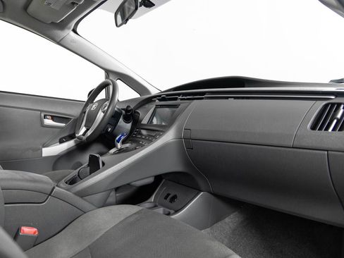 Used 2011 Toyota Prius Two image 25