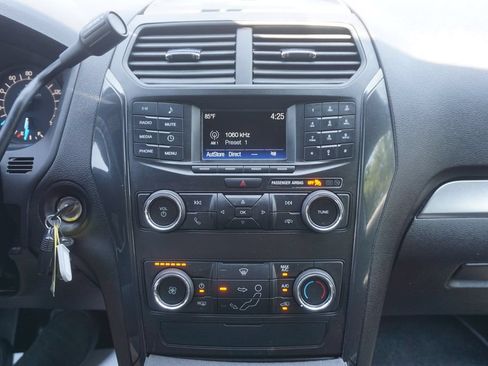 Used 2019 Ford Explorer 4WD Police Interceptor image 9