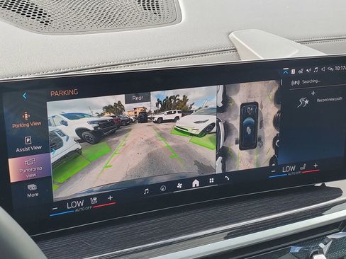 Used 2025 BMW X5 sDrive40i w/ M Sport Package image 28