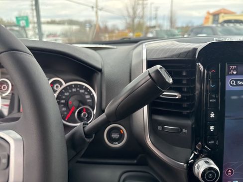 New 2025 RAM 2500 Big Horn AWD/4WD image 15