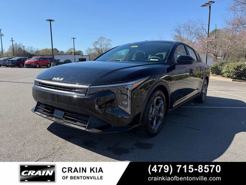 New 2026 Kia K4 FWD image 2